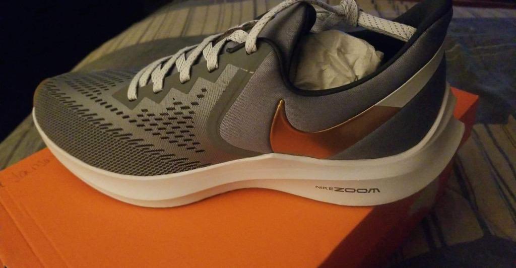 DapoElCapo's tweet photo. Thank you thank you thank you to @ayyeCrump for sending @curlsnmelanin_ dad a fire pair of Nike’s due to his frontline work! He called me so excited! #NikesForNurses https://t.co/uGG0FbmGof