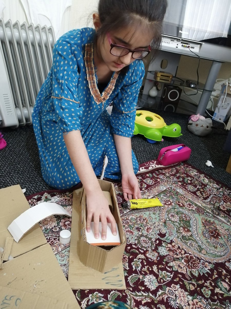 dima_kheder's tweet photo. Dima made her Viking longship with Me and her big sister https://t.co/cLch1plRxs