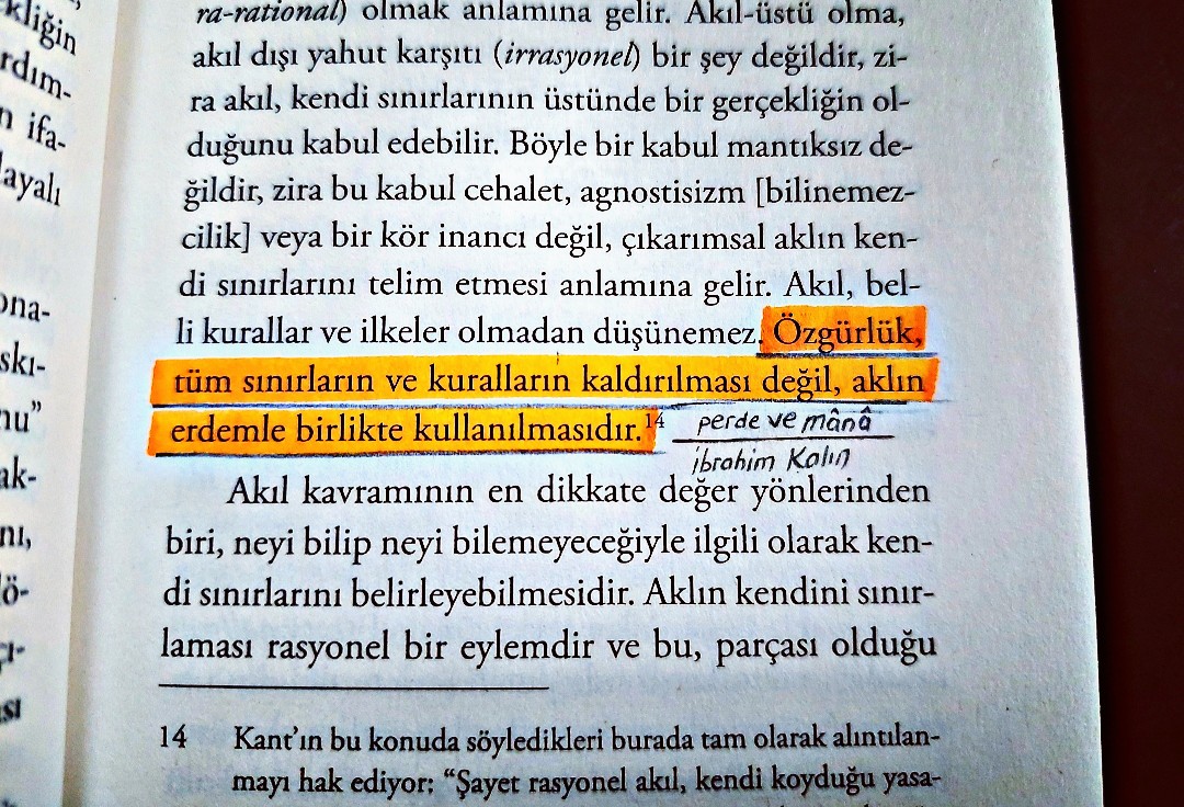 Özgürlük, tüm sınırların ve kuralların kaldırılması değil, aklın erdemle birlikte kullanılmasıdır.

#ibrahimKalın #PerdeveMana
#İnsanYayınları <a href="/ikalin1/">İbrahim Kalın</a>