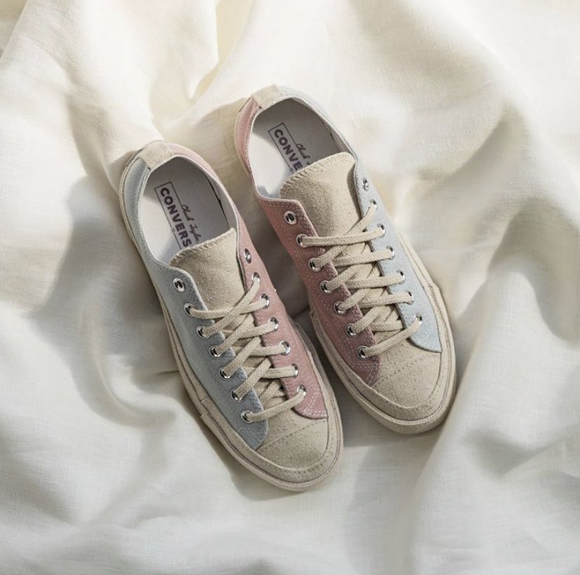 g1677851's tweet photo. CONVERSE CHUCK 70 — 𝑻𝑹𝑰 𝑷𝑨𝑵𝑬𝑳 𝑹𝑬𝑵𝑬𝑾 — สีใหม่ที่ดือ คู่สีน่ารักสุดใจ ชอบที่เอาวัสดุเหลือใช้มาผลิตเป็นเส้นใย พึ่งวางขายใน us วันนี้เลย แต่เข้าไทยมั้ยไม่รู้ 🥺🥺🥺 https://t.co/zBaFZm6kxJ
