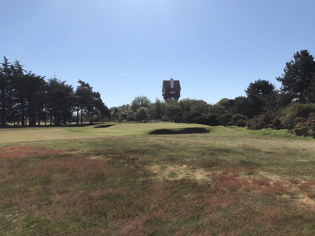 First knock of the year <a href="/thorpenesscouk/">Thorpeness Hotel GC</a> Great to be back!⛳️