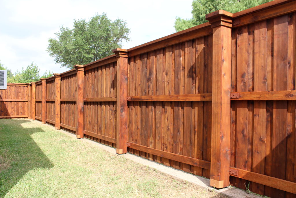 Beaverlands's tweet photo. Contact us for your fence, deck and yard needs. 🔨🏠
📲 (416)-253-7000👈
#landscapeontario #fences #landscapephotography #landscapedesign #backyardwork #toronto #ontariolandscape #canadianlandscaping #deckwork https://t.co/mah6kRtDuc