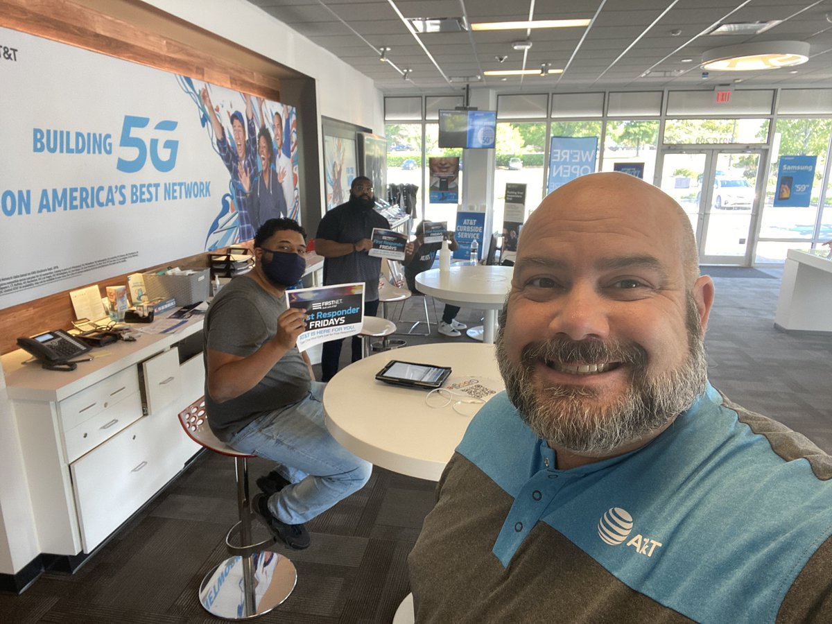 AT&amp;T Arboretum is here for you.  #FirstResponderFriday #FirstNet #CharLIT🔥🔥#TheForce <a href="/MarqRodgers/">Marq Rodgers</a> <a href="/AdamMRagab/">Adam M. Ragab</a> <a href="/404girl/">Betsy Francis</a> <a href="/Reggiestanford3/">Reginald Stanford</a>