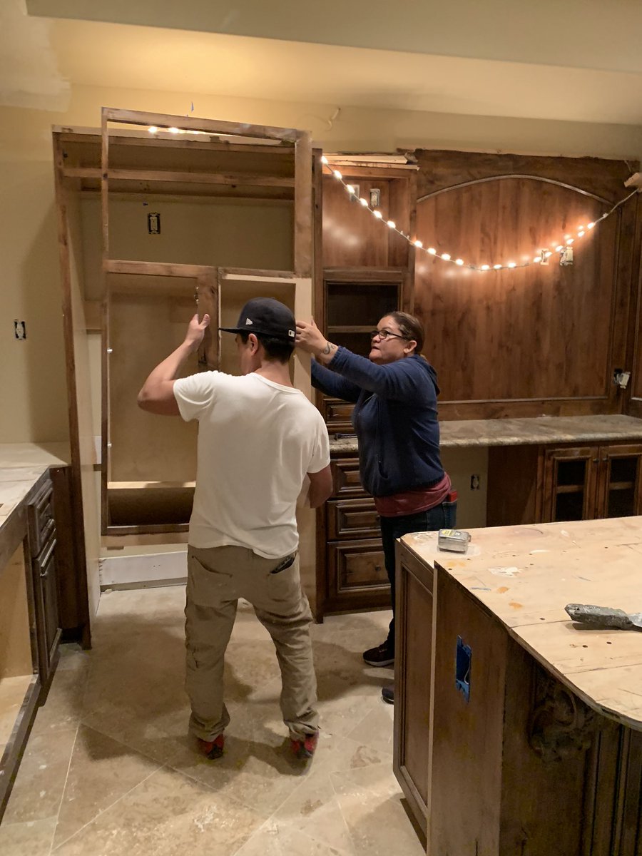 These beautiful Granite countertops are installed and ready... 
#orangecountyca #granitecountertops #aoeconstruction #irvine #kitchenremodel #orangecountyhomes #generalconstruction