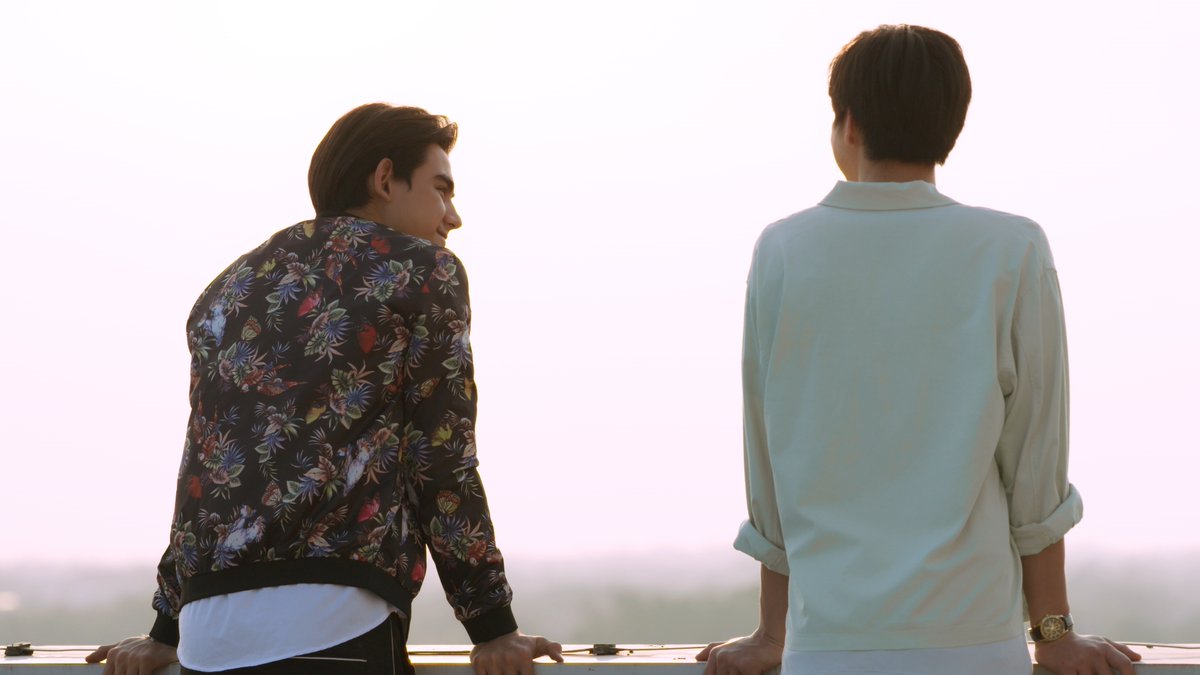 GMMTV's tweet photo. ผมสอบไม่ติด...แต่ผมอยากมาเจอพี่อีกครั้ง!
@FThanatsarun @Drake_Laedeke 

#คั่นกูตอนจบ #คั่นกู #2gethertheseries
#GMMTV #GMM25 https://t.co/wtlqyko3kV