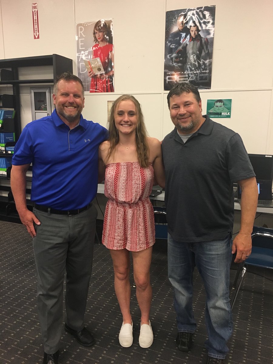 MROTHAS's tweet photo. Our LZGTF  team wouldn’t be as successful as we are as a team, if it weren’t for these awesome coaches. There are more that make a difference too, but here are a few  of my special coach pics. Thank you! @lzhsathletes @LZHSBEARS @coachmorello1 @LZGTF1 #IHSA 
#WeAreInThisTogether https://t.co/AUdYJQViT7