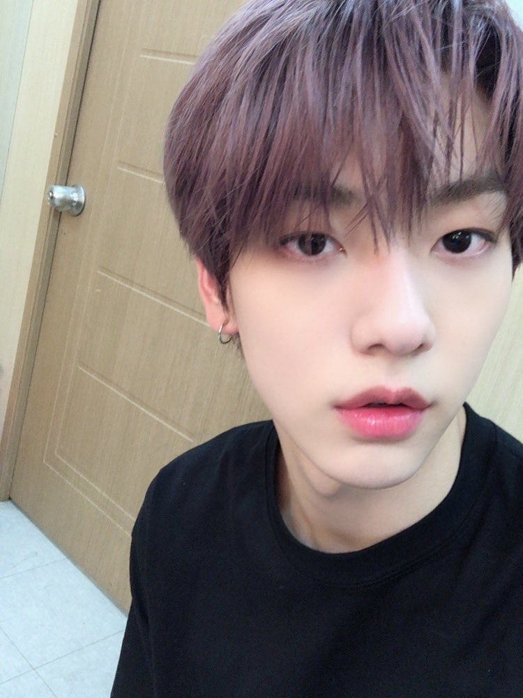 yeoncsb's tweet photo. sOOBIN BAKIT KA GANYAAAAN!! WAAA MAHAL NA MAHAL KETAAAA @TXT_members #3DaysToEternity https://t.co/9ALLGxpmiM