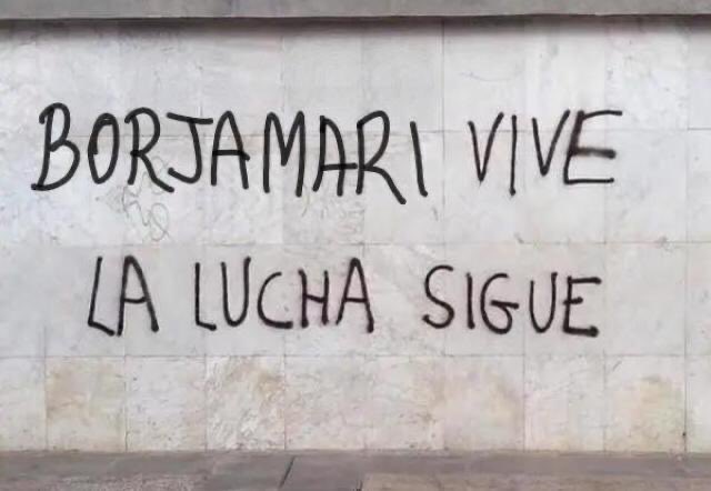 skapoficial's tweet photo. Las primeras pintadas de “La rebelión de los pijos”. https://t.co/Ljpdrf6A3K