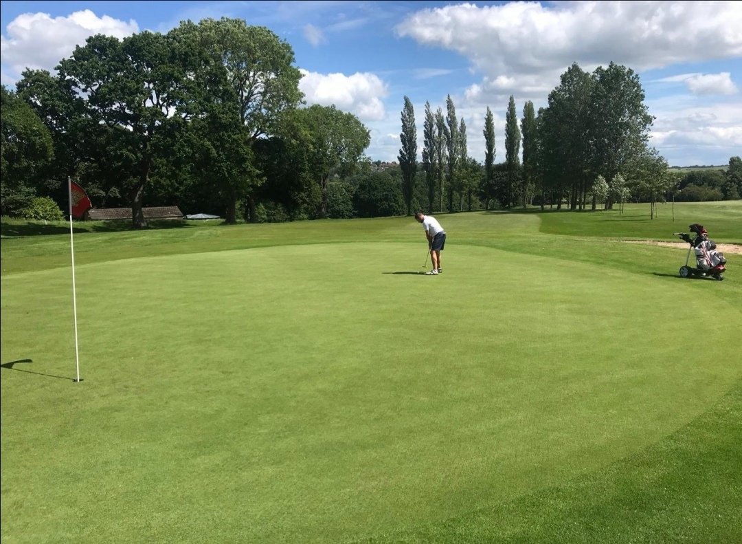 LightcliffeGC's tweet image. Miss playing sport❓
⚽🏉🏏🏀🎱🏓

We have a fantastic ⛳ New Member Offer🏌️

Working out at only £1️⃣3️⃣ a week‼️

For more information send us a message below ⬇️