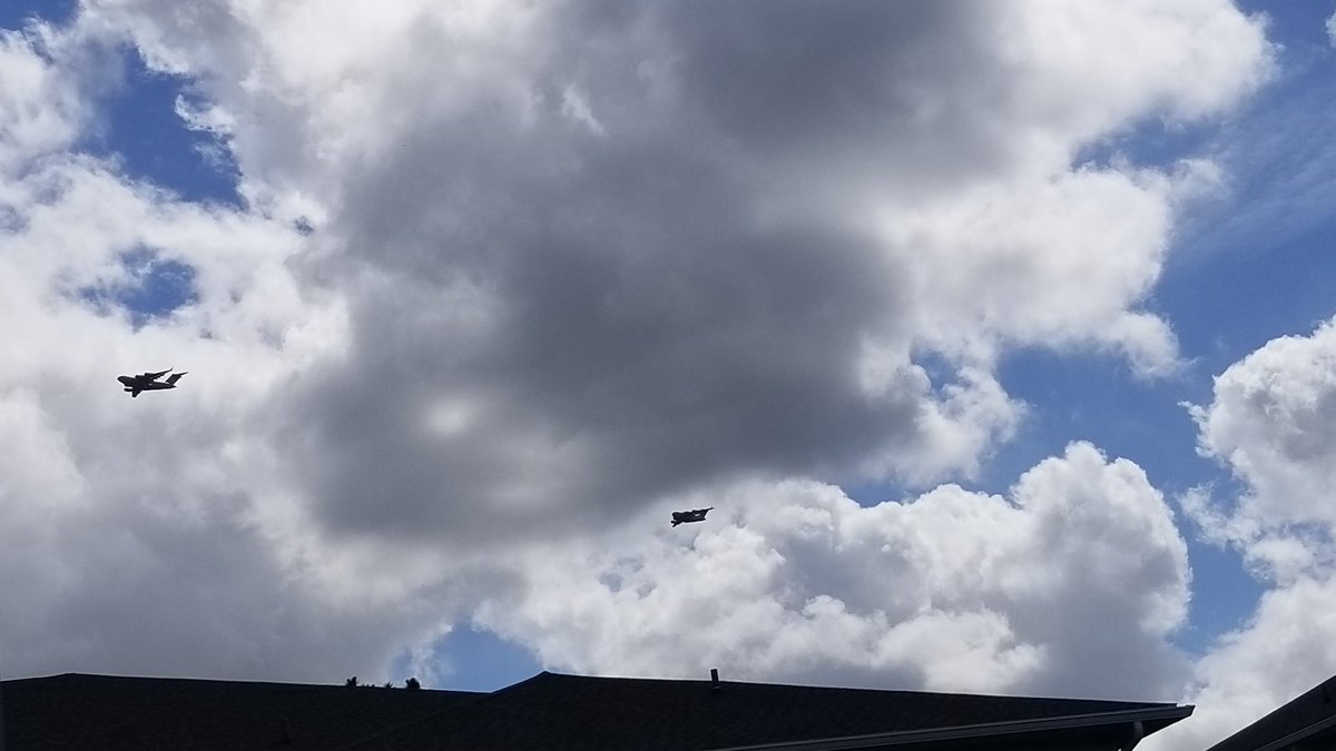 NatalieBise's tweet photo. A brief view of the #afflyover #flyoverfriday #airforcesalutes from North Charleston, SC https://t.co/7zghMJd0uI