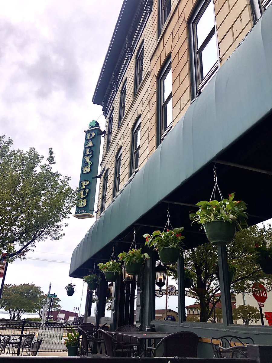Patio is all ready for ya! 
We are open at 11. Looking like a beautiful afternoon so get here before the rain 🌞
Front door will be the only door open and we still offer carryout all day! 419-502-0241

Todays Specials- 
fish and chips $8
Bacon Mac &amp; Chz Pizza $11