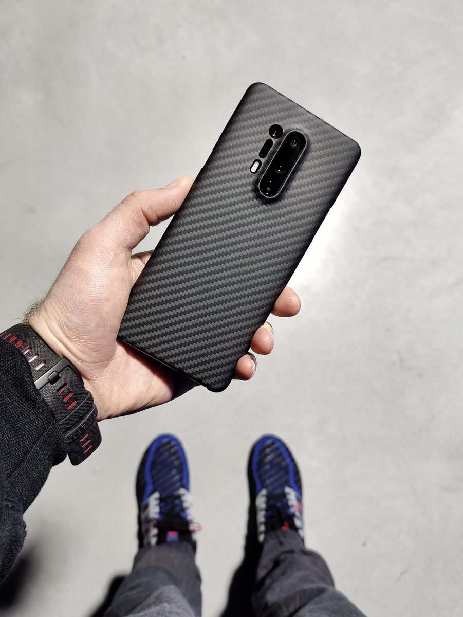 Black <a href="/oneplus/">OnePlus</a> 8 Pro + <a href="/latercase/">Latercase</a> is the whole entire move right now.