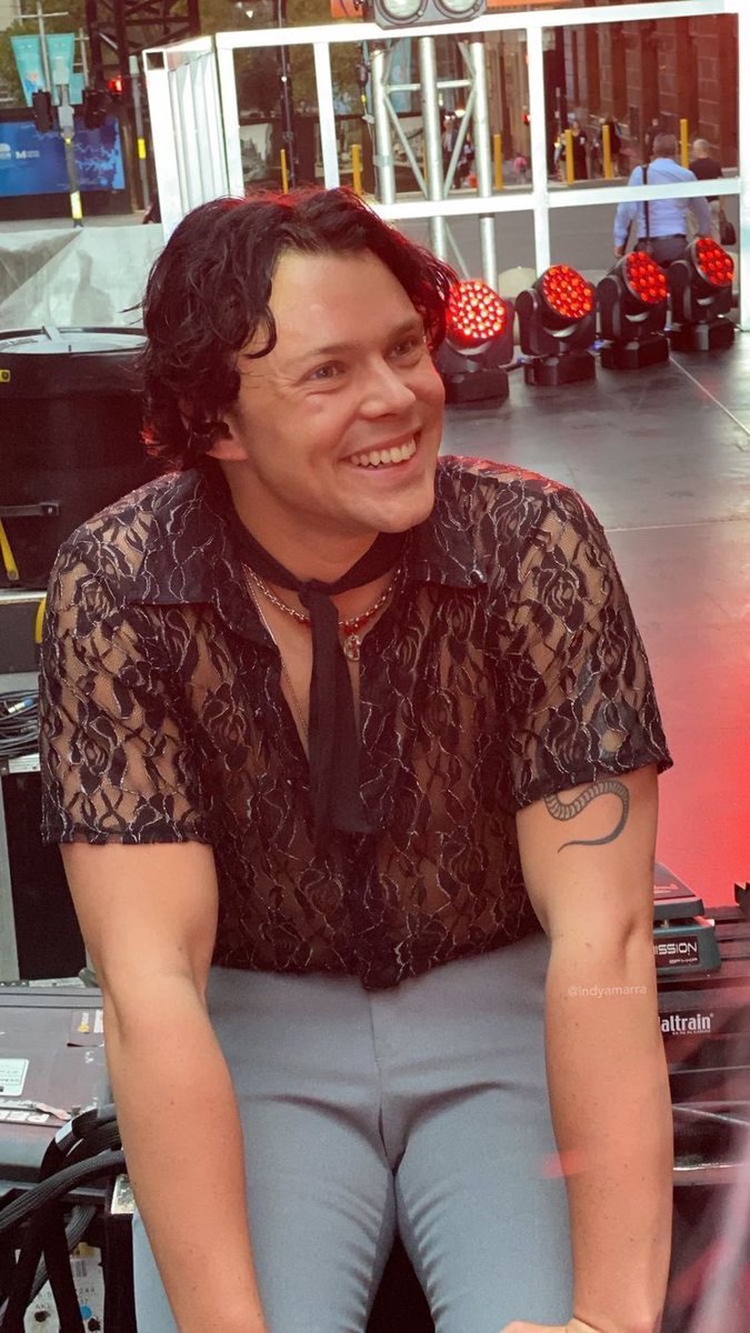 5sosownsmylife's tweet image. Which 5sos member has the best smile?