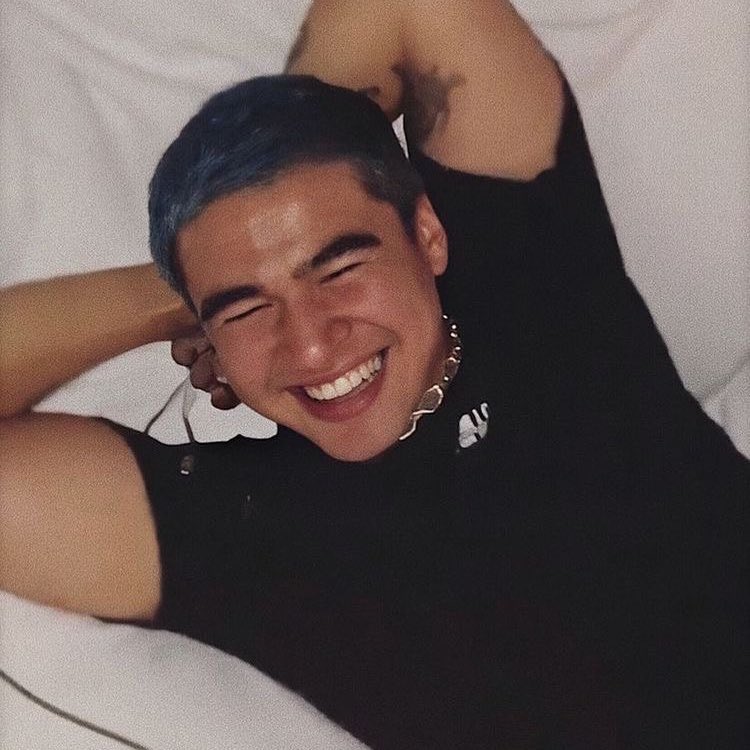 5sosownsmylife's tweet image. Which 5sos member has the best smile?