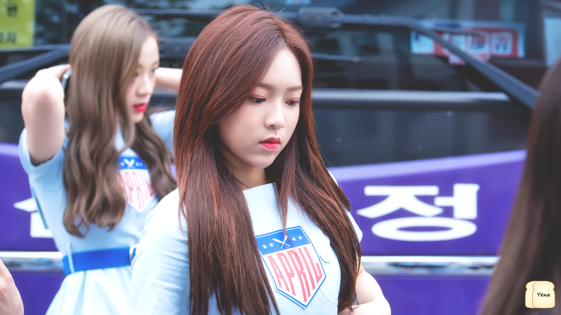 EYEY9ujU0AIk4UQ.jpg:orig