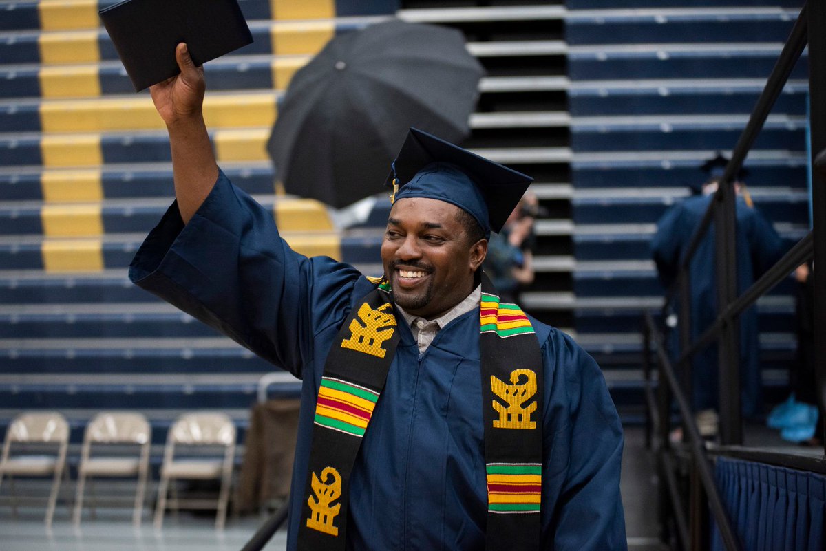 rvcgoldeneagles's tweet photo. Congratulations to the Rock Valley College Class of 2020!
Leave a message for our #RVCGrad20 graduates on our Kudoboard 🎓 https://t.co/ArKnNRzAfC https://t.co/PfIE65jNN8