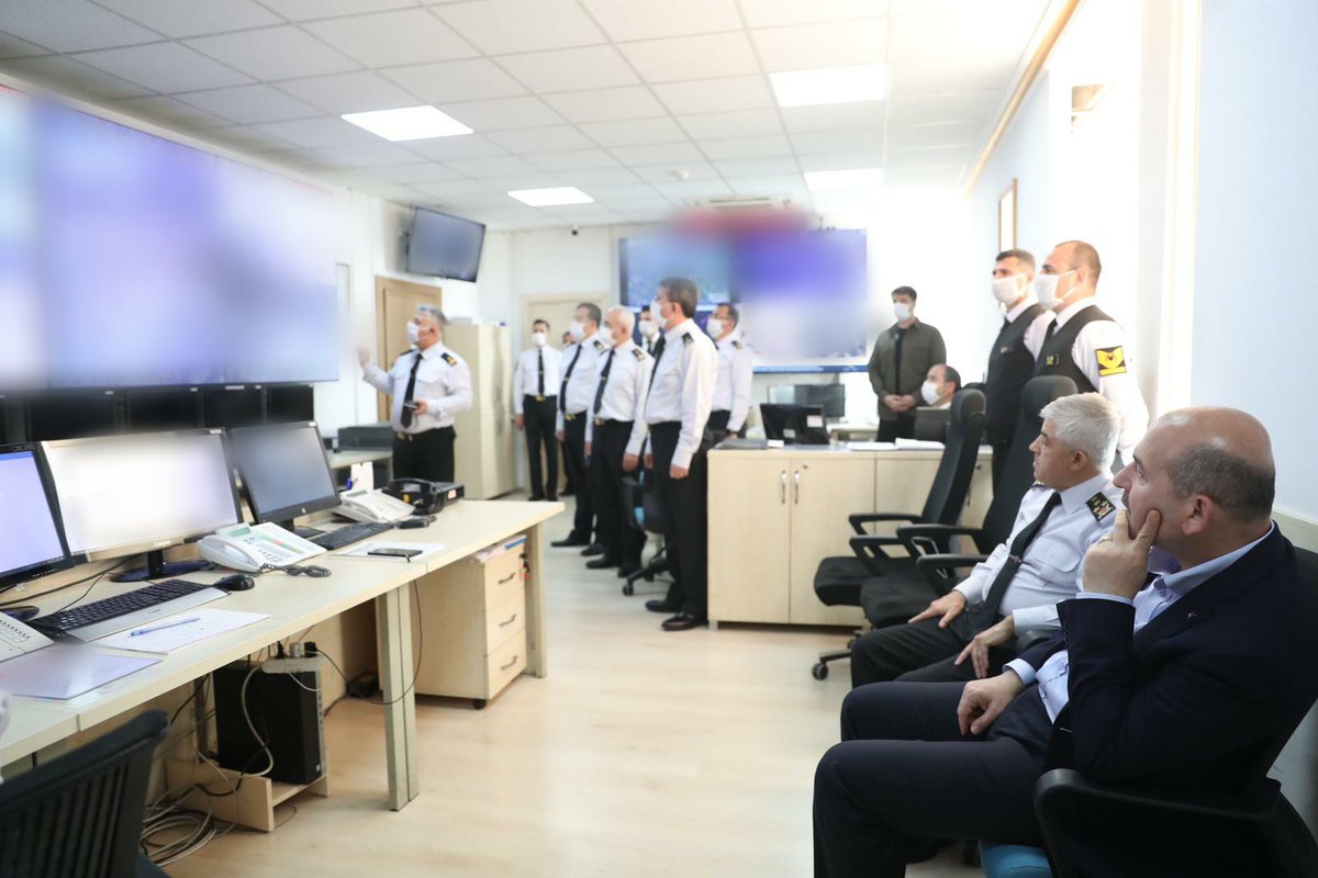 Laftan sözden anlamıyorlar!
Bestler Dereler'de üç teröristin etkisiz edilmesinden sonra...
Kahramanlar peşinizde dedik.

Bugün iki terörist daha gitti...
Devamı gelecek...