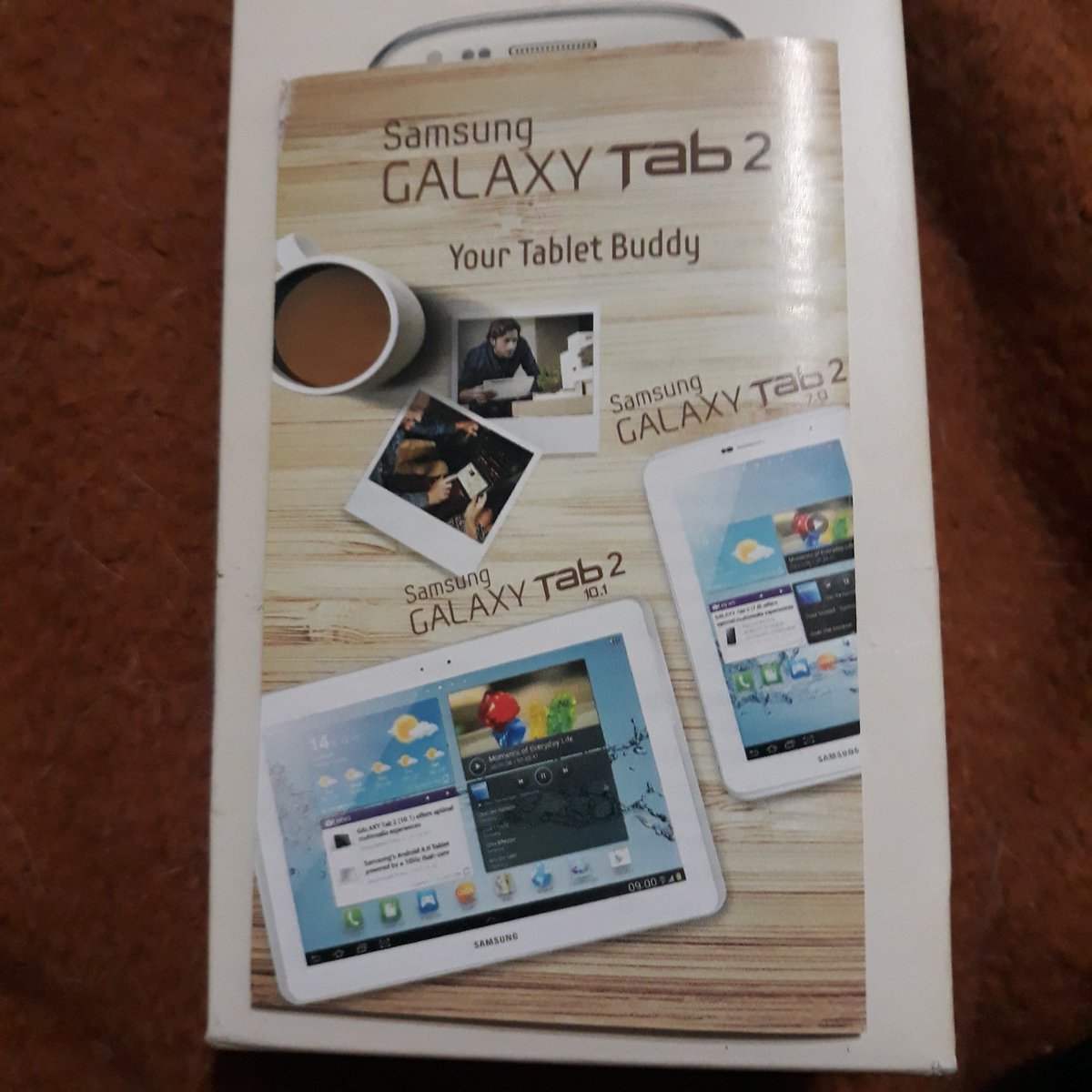 infointuitive's tweet photo. #FlashbackFriday @SamsungMobileSA look what I unearthed today ! Loved my S3 Mini and have stayed true to the brand since. Also 🤣 at the specs for the tablets ! https://t.co/I1NEij5j9R