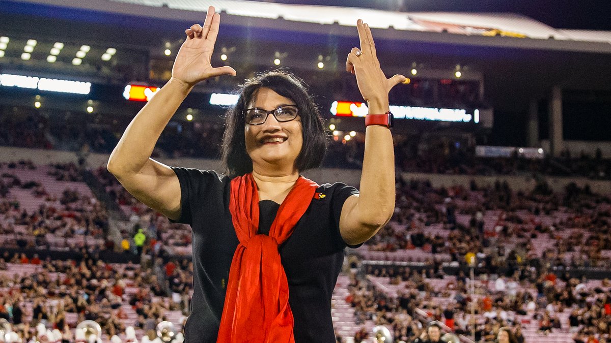 GoCards's tweet image. Day 1 ➡️ Now

Congrats on 2 years &amp;amp; here’s to many more @UofLPresNeeli!

#GoCards