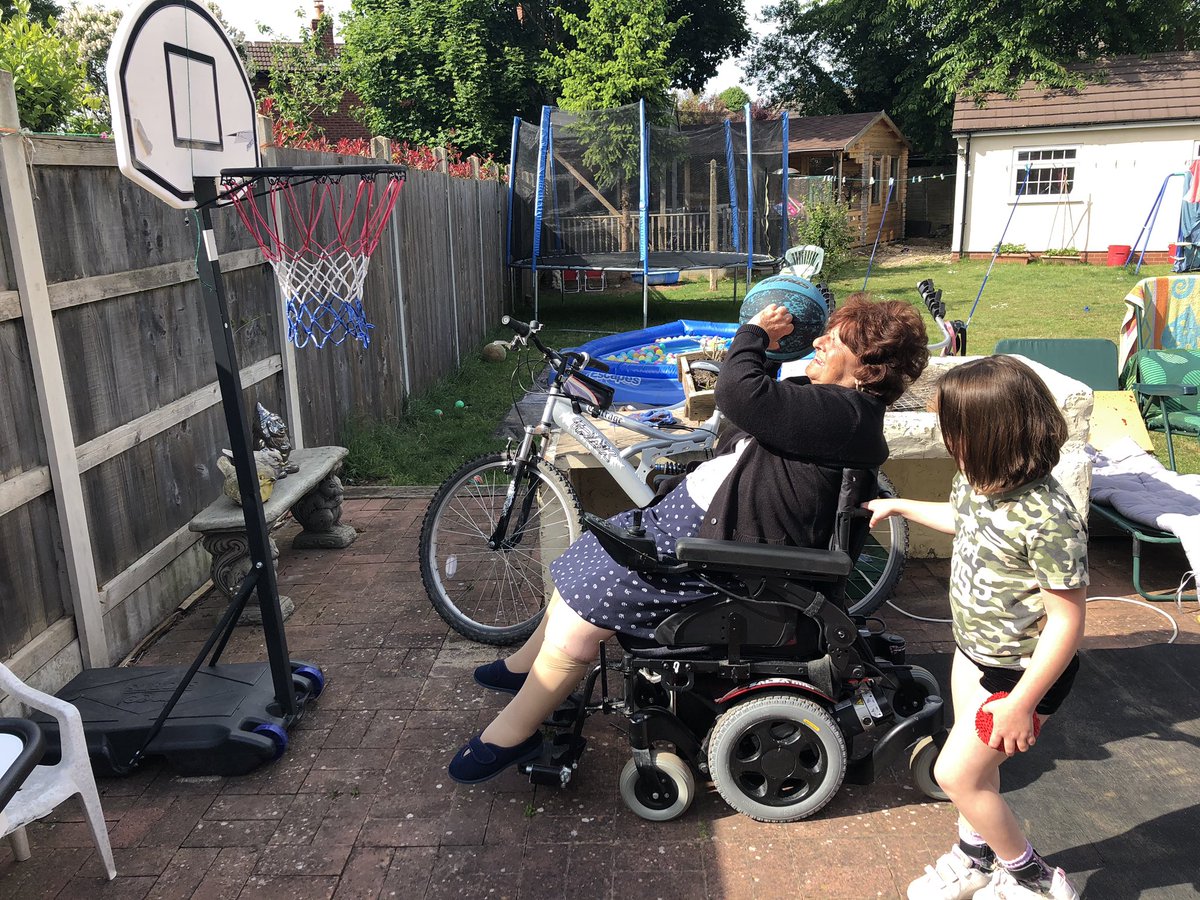 Clare Gibbs tweet media