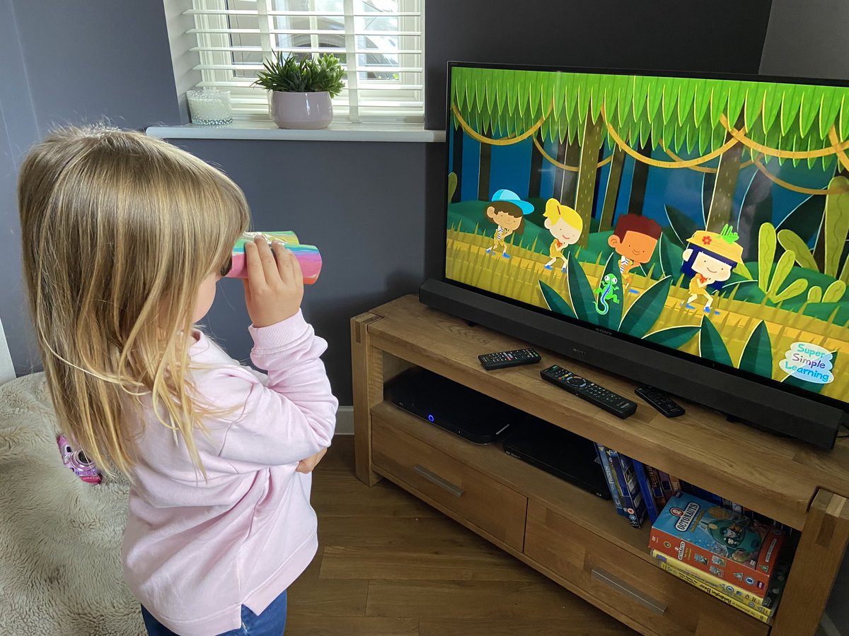 NicolaABurrows's tweet photo. Ellie has enjoyed this weeks theme- Rumble in the Jungle. She’s made a book and some binoculars and enjoyed dancing to various animal songs! @CedarsParkPri #woodpeckers #homelearning https://t.co/lVM968VOrd