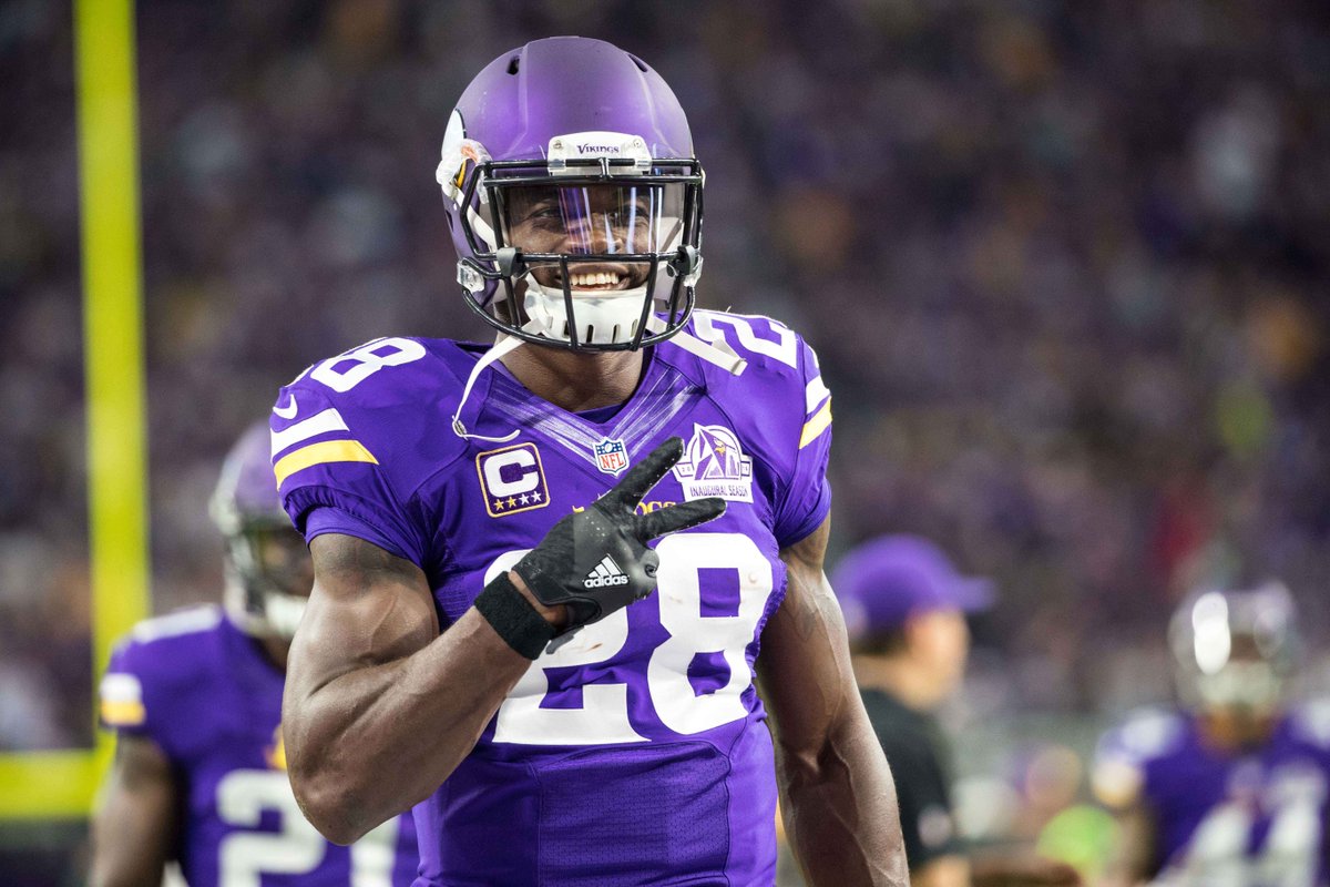 PFF_Fantasy's tweet photo. Most rushing yards after contact in a season

1. Derrick Henry (2019) - 1,605
2. Adrian Peterson (2012) - 1,438
3. Michael Turner (2008) - 1,313
4. Adrian Peterson (2008) - 1,220
5. Larry Johnson (2006) - 1,128

Since 2006 (incl. playoffs) https://t.co/XX3ygE4kwf
