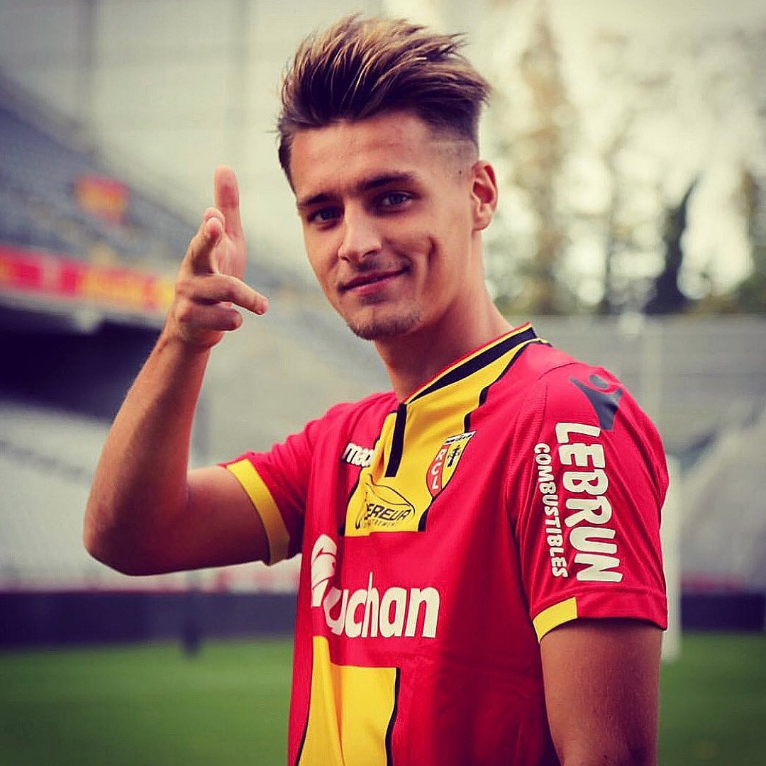 Valentin Wojtkowiak tweet media