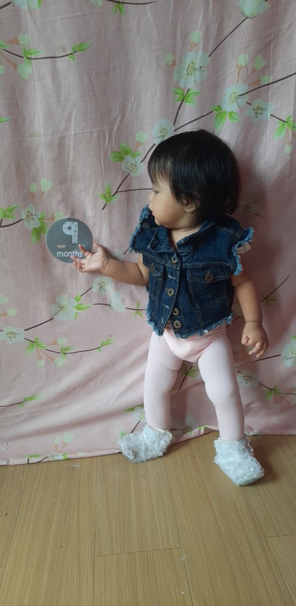 Kielseaaa's tweet photo. Every month tayong ganto 😏 Hirap picturan 🤦‍♀️ https://t.co/pEaNgUti35