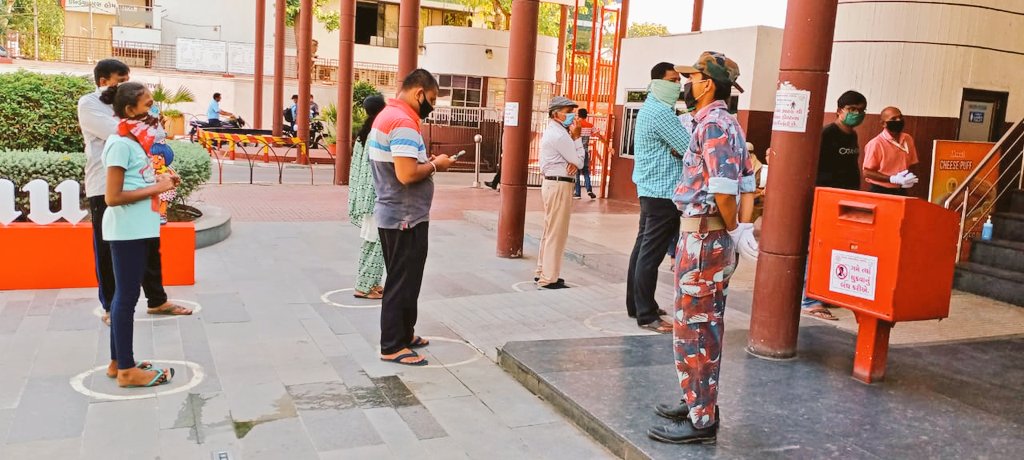 DefencePRO_Guj's tweet photo. #NationalCadetCorps Day38 of #ExNCCYogdan in #Gujarat Meanwhile for cadets #4GujBn #13GujBn #2CTC its business as usual. Help sincerely citizens maintain social distancing at public places.
#MoDAgainstCorona @SpokespersonMoD
@HQ_DG_NCC @PIBAhmedabad @CMOGuj @CollectorAnd https://t.co/DT9df75N5a