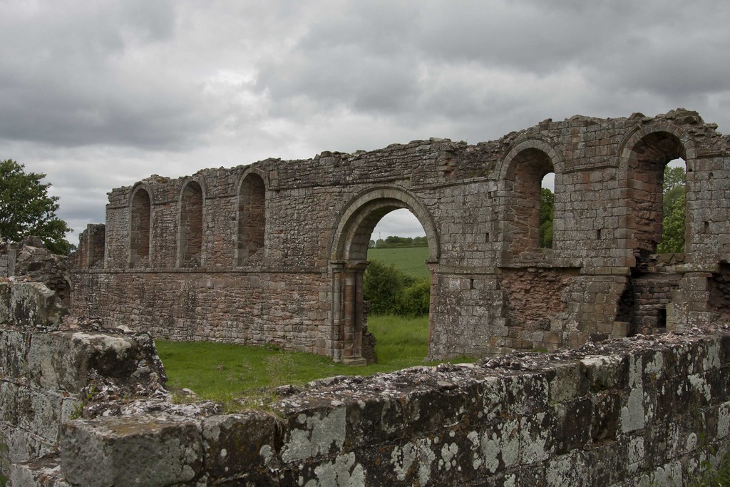 Brewood is Staffordshire, its Priory Salop, probably encouraging the moniker White Ladies Priory. Small (£31 gross) house of Austin (not Cistercian!) nuns. Will have had its archaeology very disrupted by the church being enclosed for Catholic burials (nb tiny N transept in snow)