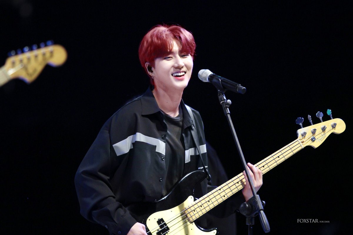 ↳ °˖✧ day 136 ✧˖°i. woke up at 4pm today but whatever it was just in time for ybc!!! :D youngk is so cute i keep rewatching it TT he also went live !! and today i learned some more day6 songs on the guitar !! afraid, when you love someone, and i loved you :,) ♡