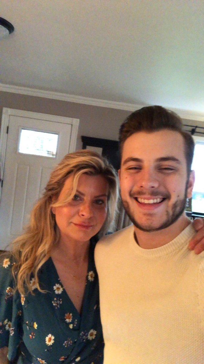 GoettelP's tweet photo. It’s my moms b day today! I’m making a video compilation. Send a video below wishing her a happy birthday! (Her name is Leana Kane) #momsbirthday #birthdaygirl #birthday https://t.co/Wrg2LEdDuD