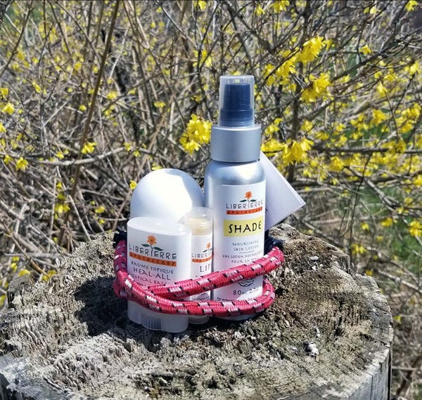 apothecary2016's tweet photo. It's time to get outside!  🌿  le temps d'aller dehors!  🌻 - https://t.co/4ndRG4O7zp https://t.co/rkdeyqP6PC