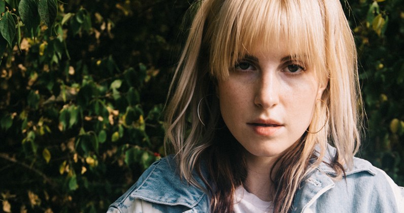 Hayley Williams' (@yelyahwilliams) debut album Petals For Armor scores this week's highest new entry on the Official UK Albums Chart 🤩 Full Top 40: bit.ly/3bGPc2R