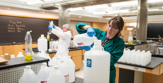 Throughout the pandemic, Vanderbilt’s dedication to having a positive impact in the world has remained steadfast. Now, a new website has launched to share the various ways the university’s community is providing support. Read more at vu.edu/vu-covid