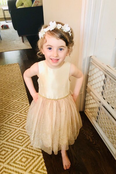 LisaTsumura's tweet photo. One of the Kindergarten students looking SOOOO fancy @DuffinsBayPS online #Duffinsspiritweek https://t.co/Xk7gejmXAE