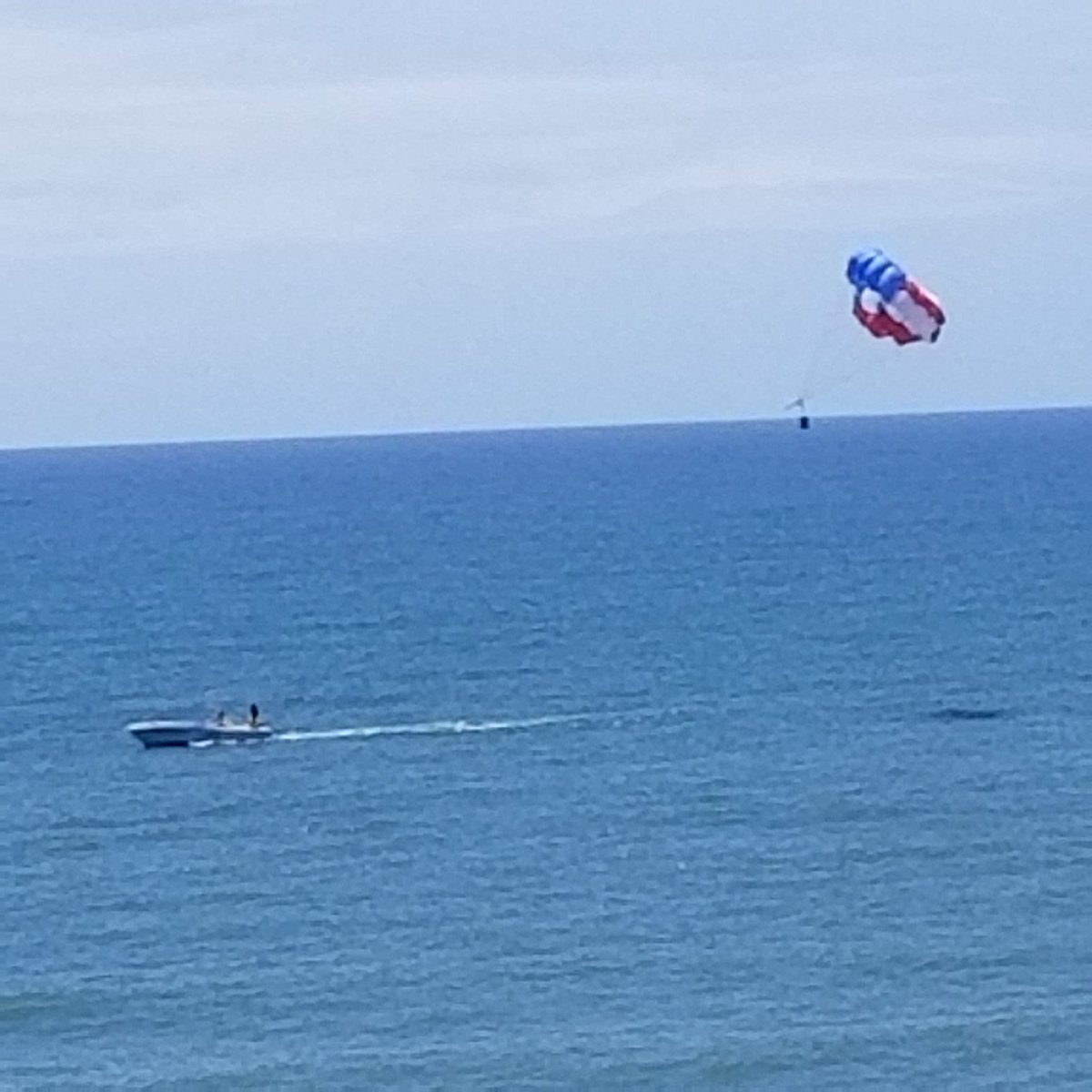 Tmeyer2008's tweet photo. Well, they're back. Watch #myrtlebeach #HorryCounty #Sc Covid19 cases over the next 2 weeks. #Tourist #WearAMaskInside #WearAMaskOnElevators https://t.co/F12msfbCwM