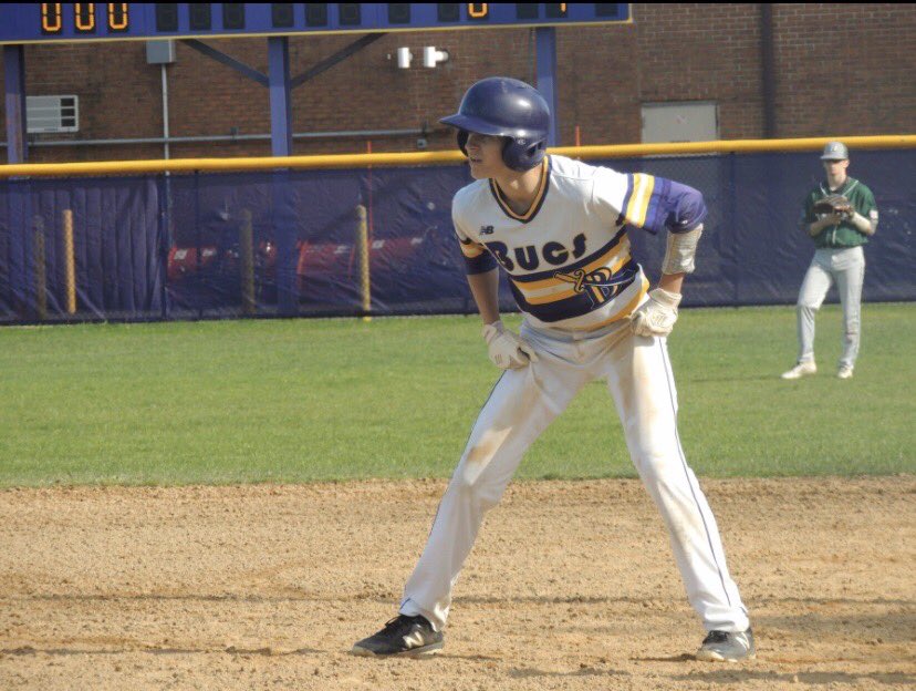 IslipBaseball's tweet photo. Today’s Senior highlight is Greg Warnokowski. Greg a 4  year varsity player could always be counted on for 3 things, being a good teammate, tracking down fly balls, and playing the National Anthem before games! Good luck at Marist College Greg! #SeniorWeek #LEAD https://t.co/KnkHjHNSvA