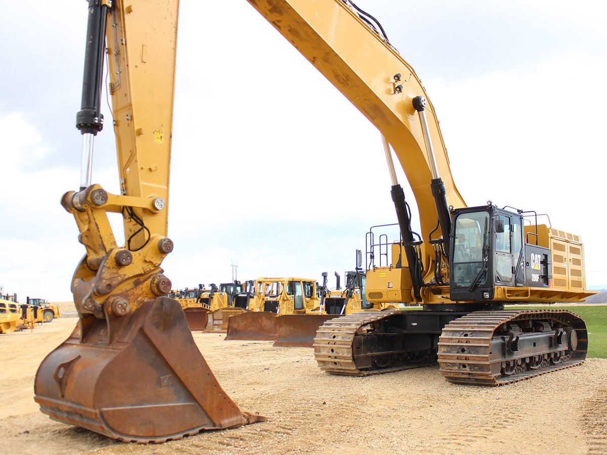 JJScheckel's tweet photo. Just in! 2016 CAT 390FL, $580,000. 6,500 hours, Reputation 1 owner unit, original paint, 18’ Stick, Quick Coupler, 66” Bucket. Excellent condition. Rent / Lease or Buy. Call Josh at 563-872-4112.

#excavator #cat390 #caterpillar #constructionequipment #dirtwork #heavyequipment https://t.co/rG4lWPe96Z