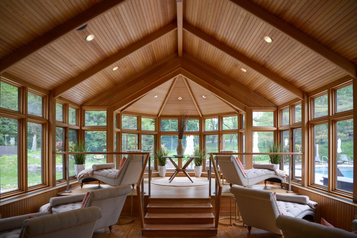 BlantyreResort's tweet photo. Enjoy a #spa treatment now and one for later! Purchase a gift card for a #friend, or just treat yourself!  Visit https://t.co/T0KsuLv3nn to view our services. https://t.co/lJvtAsrLL5
