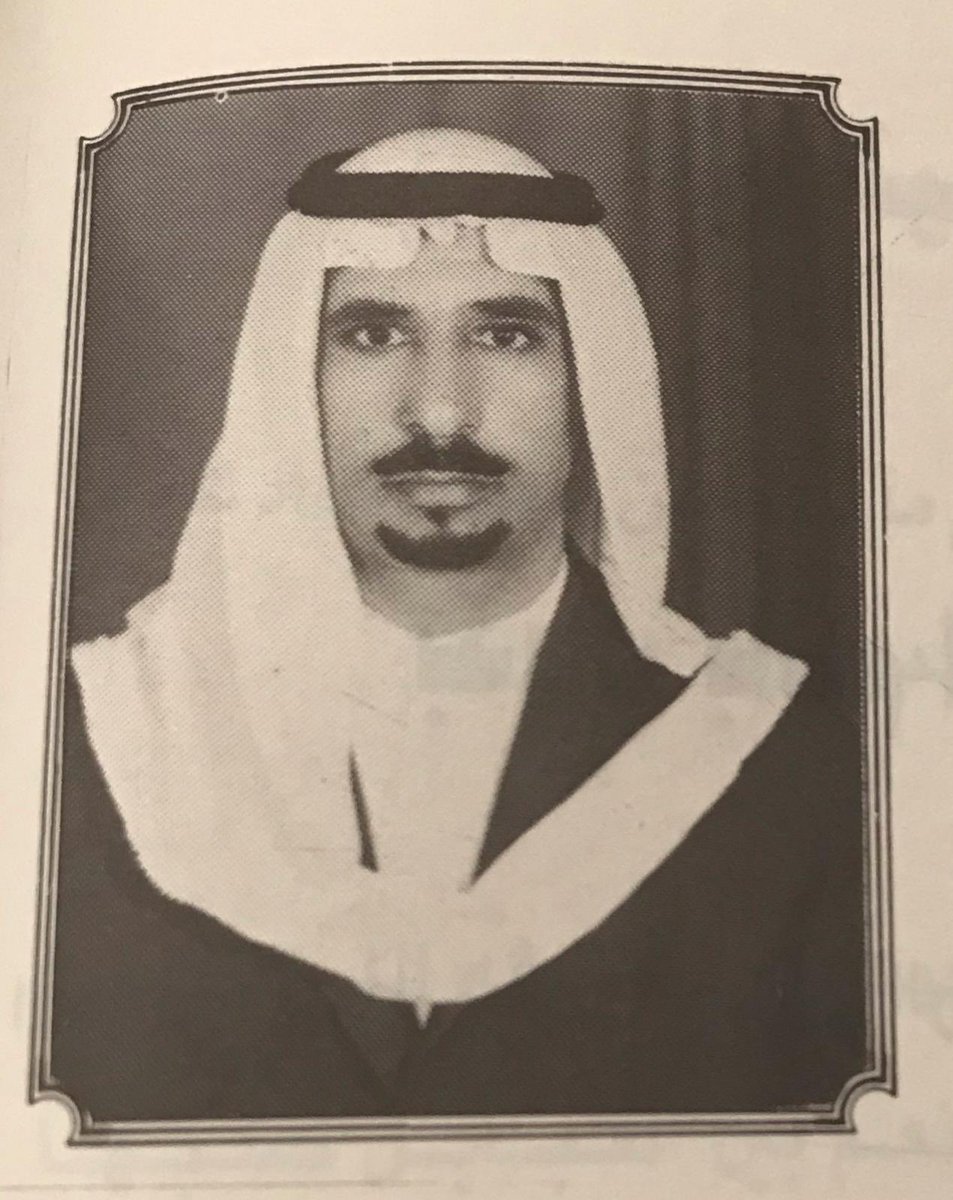 Drsaudaldaihani's tweet photo. حباب السندي:
 اسم على مسماه كما قالت العرب: كل اسم له نصيب من مسماه؛ لذلك  فهو حباب الخير، وحباب الشعر والأدب الرفيع، وحباب الرواية الرصينة، وحباب الفزعة و الشهامة، فكم من واحد أرهقته الملمات واحتار فكره، فوجد عند ( بوهندي) بعد الله حلها وفك عقدها... 
الحديث عنه ذو شجون رحمه الله https://t.co/VeT7tlAsBL