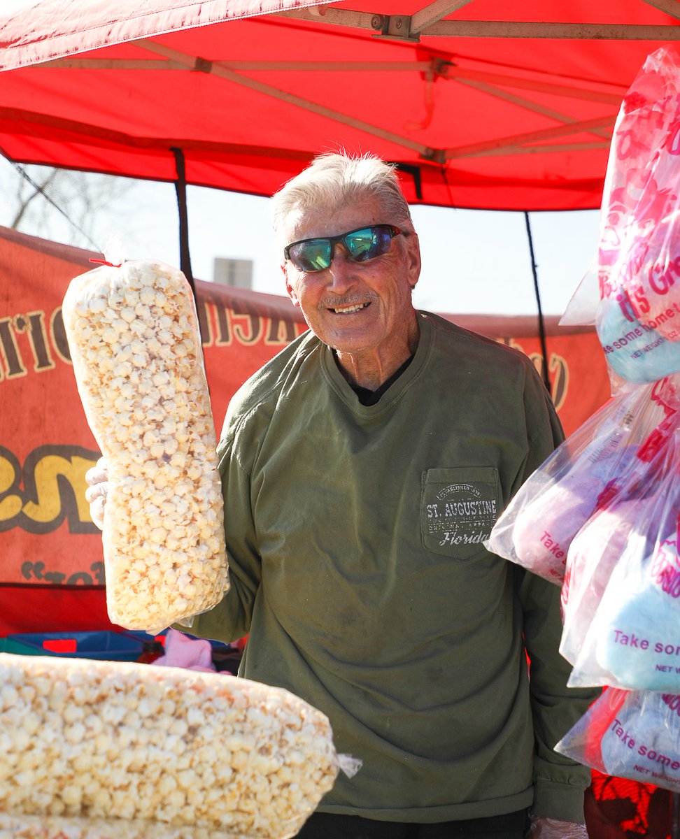 cckettlecorn's tweet photo. That Friday feeling.

#tucsontogether #tucsonfoodie #tucsonaz #eatlocal #thisistucson https://t.co/n518RxOQmw