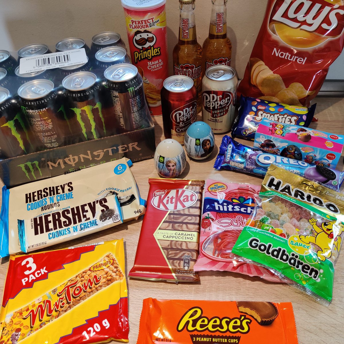 NuinTv's tweet photo. Gesund einkaufen kann Ich 😂
Euch allen einen guten Start ins Wochenende ✌🏻
Morgen gibt es wieder ein Stream 🙃
https://t.co/O0TOrGzpXa

#MonsterEnergy #drpepper #pringlesstacknshare #kitkat #leckereien #bleibtgesund #oreo #HARIBO https://t.co/kU9sQfIbIG