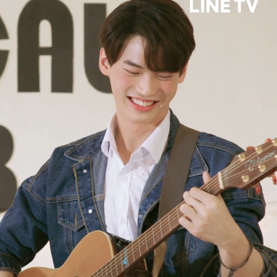 มะวิน🌈°•° tweet media