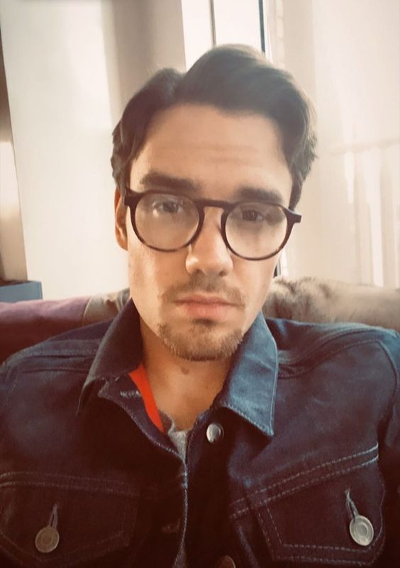  @LiamPayne with glasses. ~ a very much needed thread ~