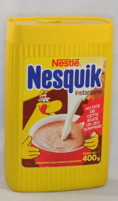 Baliedummy's tweet photo. Like als je deze troep als kind hebt gedronken. Retweet als je het poeder zó uit het pak opvrat.
#Nesquik 🥛 https://t.co/J3Lhgn5Vp7