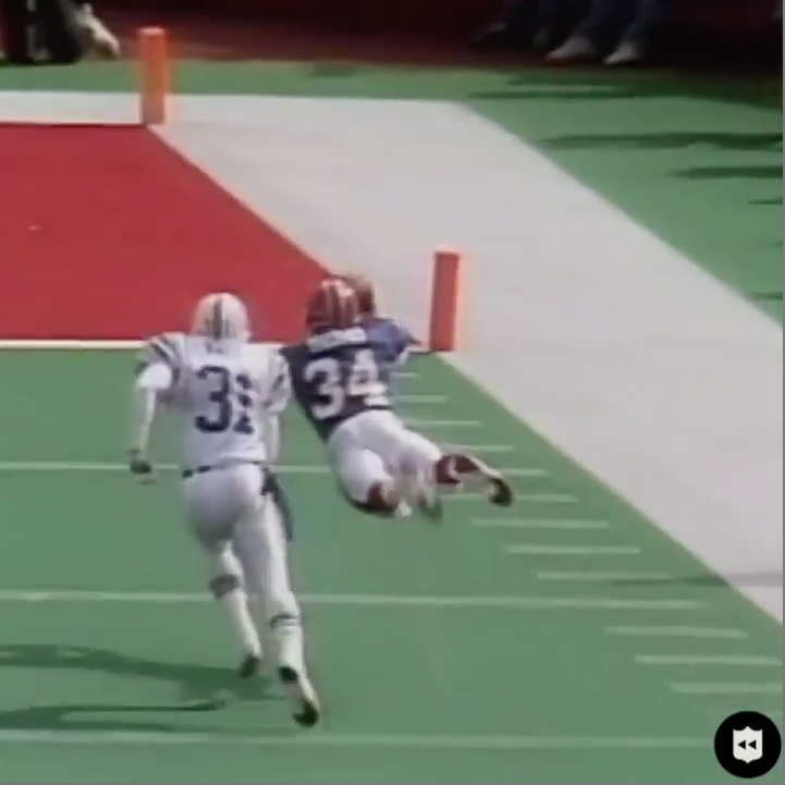 Happy birthday Thurman Thomas! You look up underrated in the dictionary and you ll find this highlight package: 