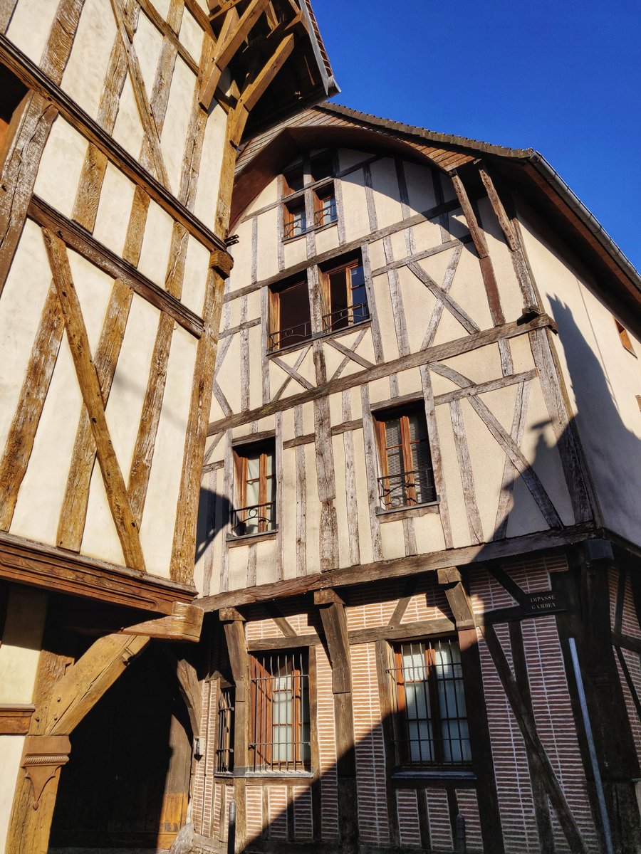  Troyes (10) 