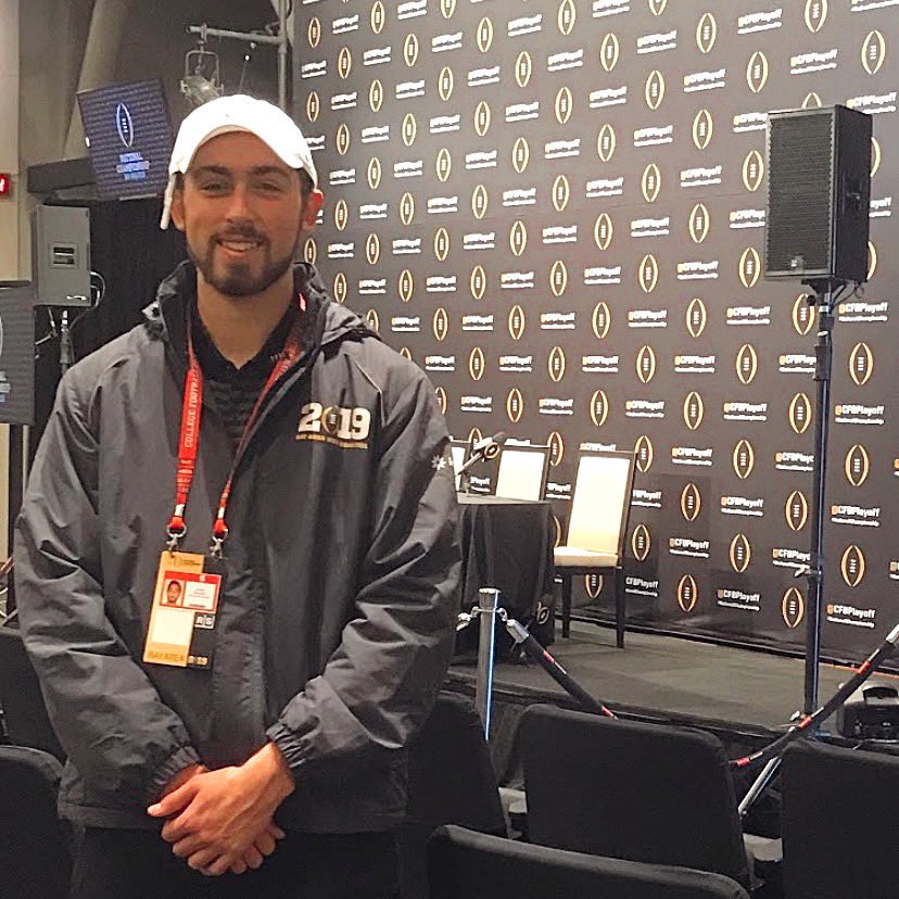 Check out our newest highlight on recent grad Justin Presutti! 👨🏻‍🎓 instagram.com/p/CANtFdwBFBu/… #BWSMCproud