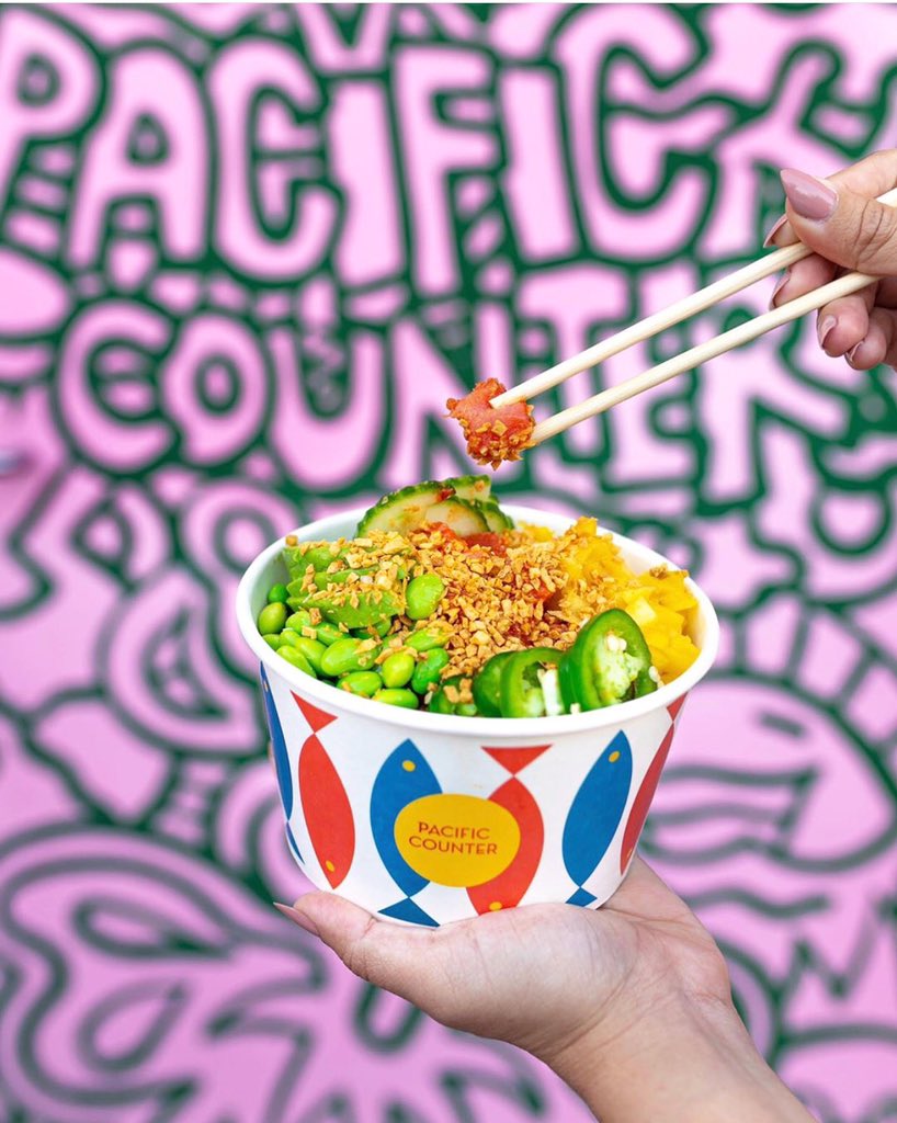 Pacific_Counter's tweet photo. Cheers to the weekend &amp; to our friends at @vspc for this awesome shot!!!
☀️🌴🤙
#pacificcounter #goodvibes #goodvibesonly #findyourfresh #sushi #sushibowl #poke #pokebowl #stpete #dtsp #600block #600blockstpete #tampabay #stpetefoodie #stpetefoodies #stpeteeats #foodporn  #vspc https://t.co/rem2g8D1Mx